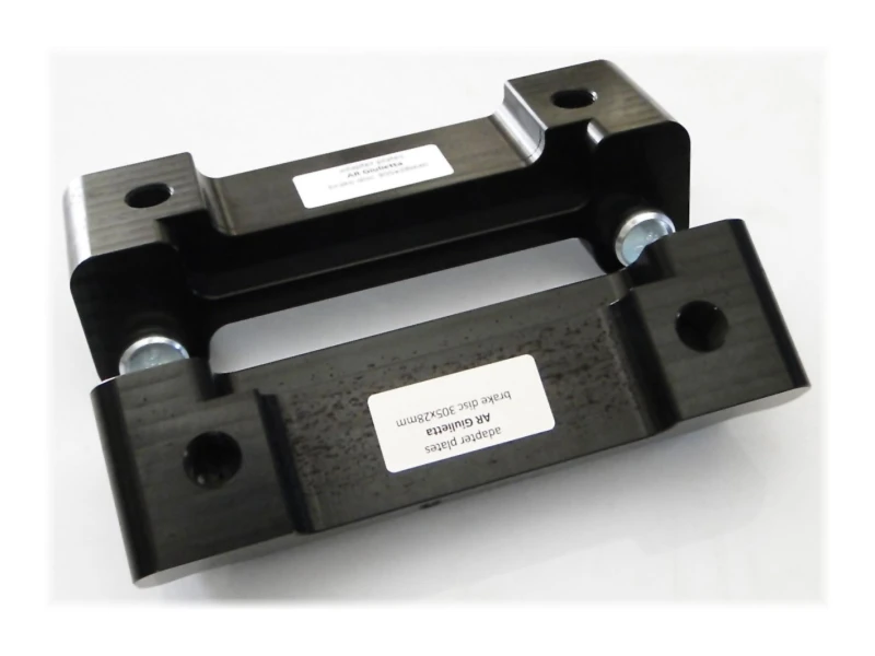 UR48200_3.jpg